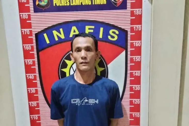 Tak Terima Ibu Dicaci...