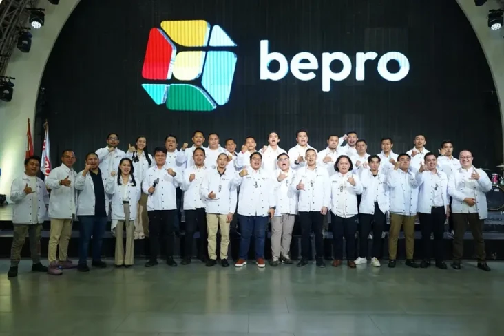 Relawan Prabowo Bepro...