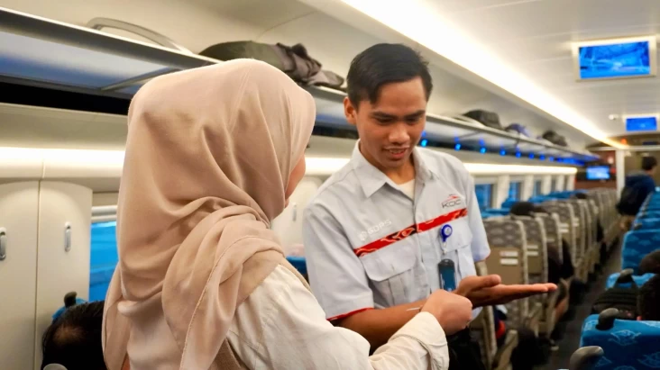 Pria Ini Kembalikan...