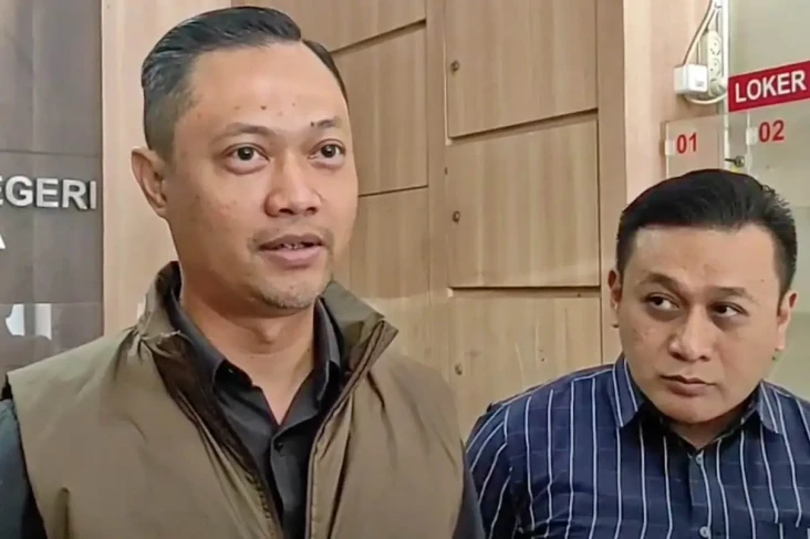 Jaksa Belum Terima Salinan...