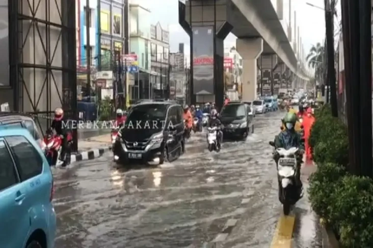 Hujan Guyur Jakarta,...
