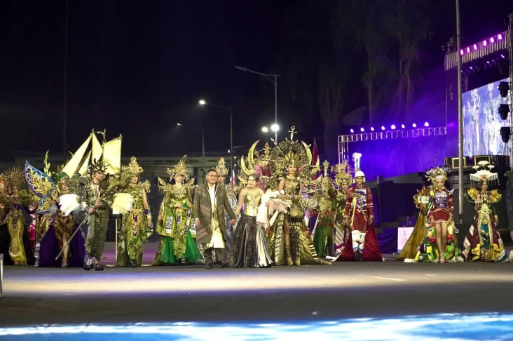 Jember Fashion Carnaval...