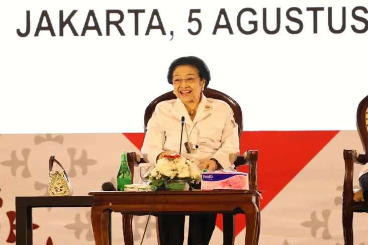 Relasi dengan Jokowi,...