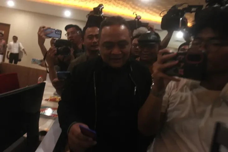 Tiba di Bareskrim, Kepala...