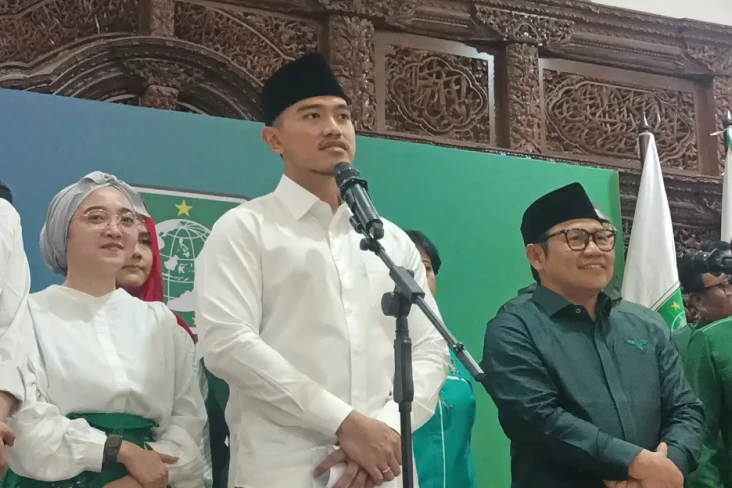 Kaesang Kunjungi Cak...