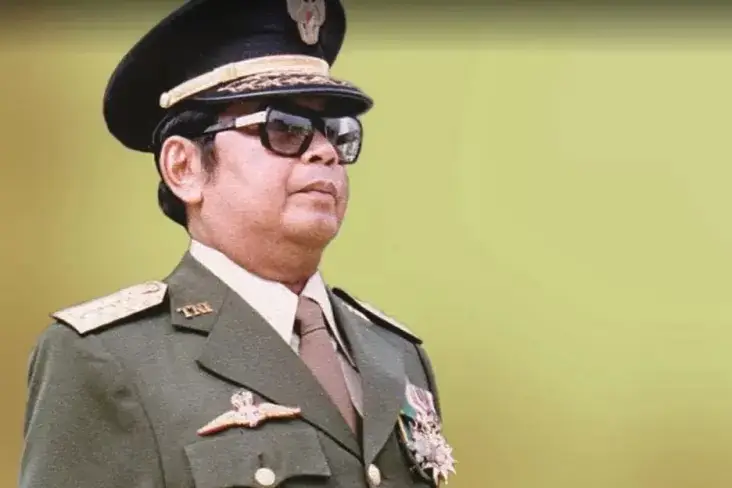 Kisah Hidup Jenderal...
