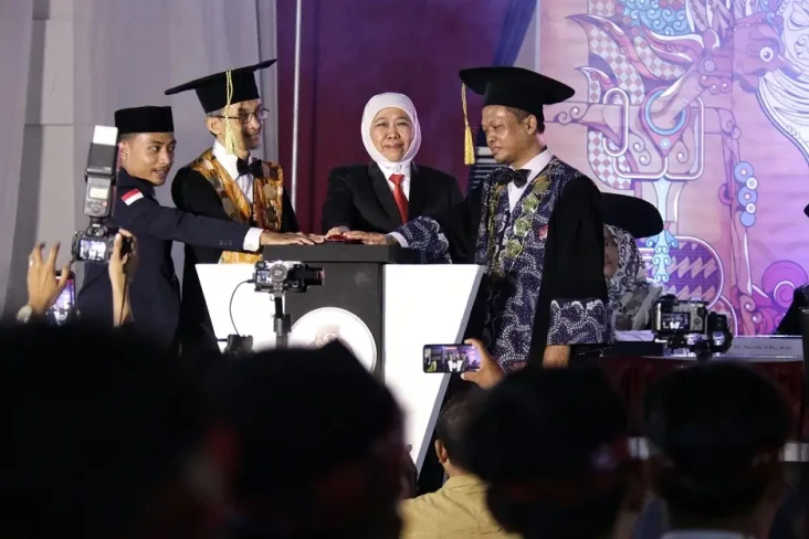 Teladan Generasi Muda,...