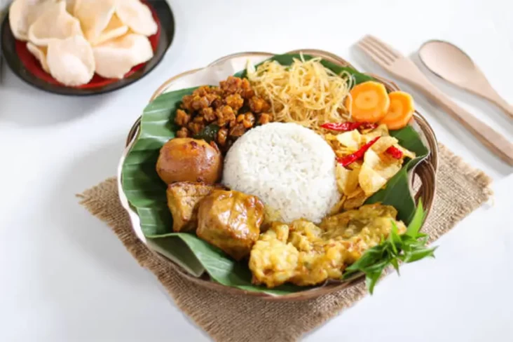 Menu Makan Siang Gratis...