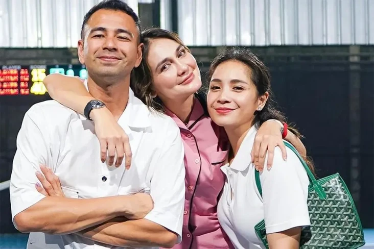 Deretan Bisnis Artis...