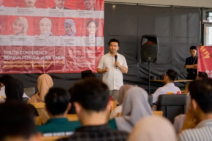 Emil Dardak Tingkatkan...
