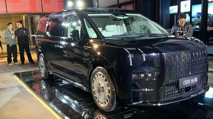 Lebih Canggih dari Toyota...