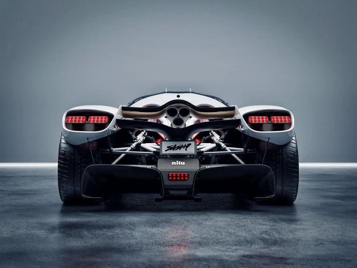 Nilu27, Hypercar yang...