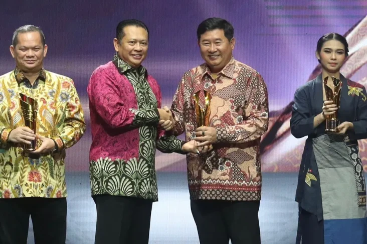 Tokoh Belitung Timur...