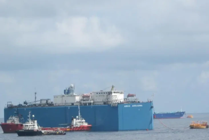 Kapal Penampung Produksi...