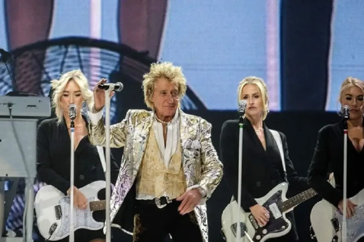 Rod Stewart Batalkan...