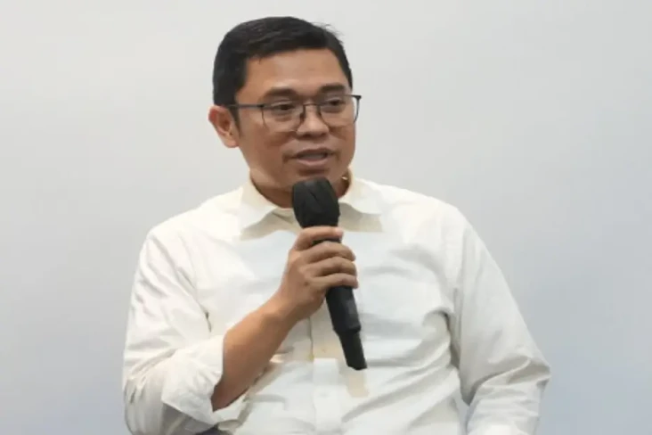 Daftar Jajaran Direksi...