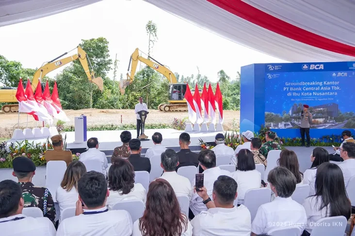Klaim Jokowi: BCA Berani...