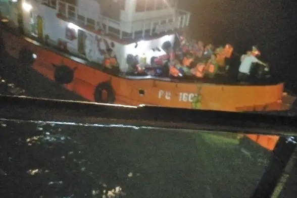 Kapal Kargo Maju 88...