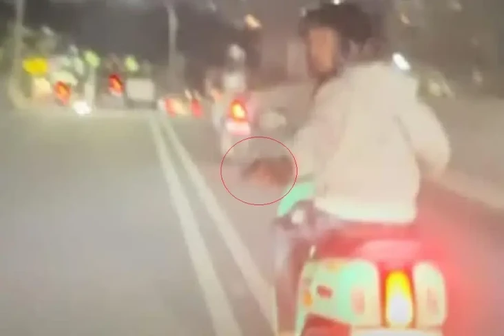 Viral Aksi Koboi Jalanan...