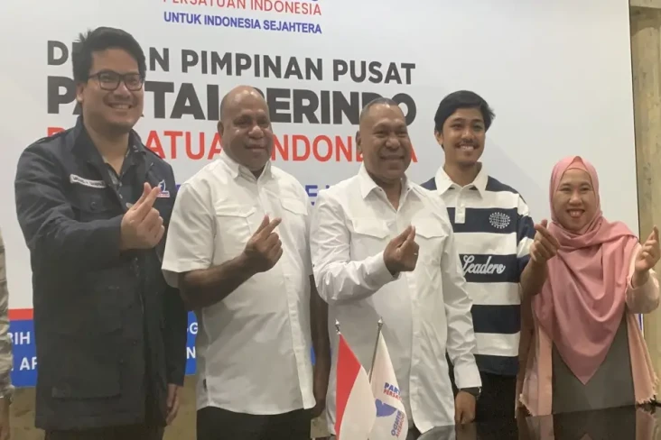 Dapat Dukungan, Aryoko...