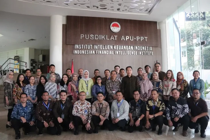 Cegah Pencucian Uang...