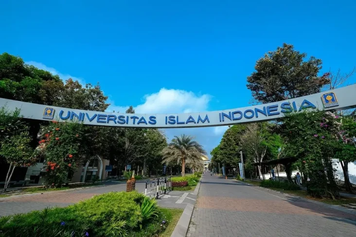 5 Kampus Swasta dengan...