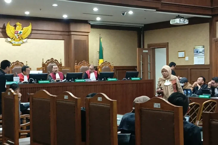 Fify Mulyani Teman Wanita...