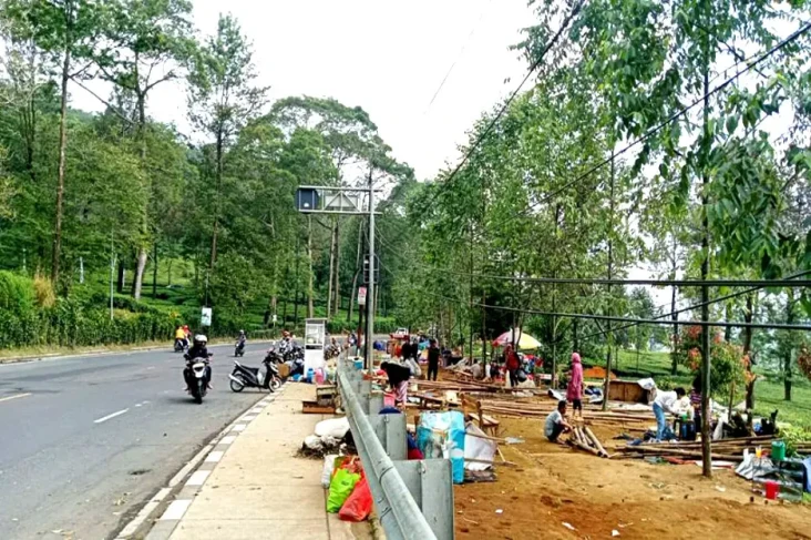 PKL Liar Kawasan Puncak...