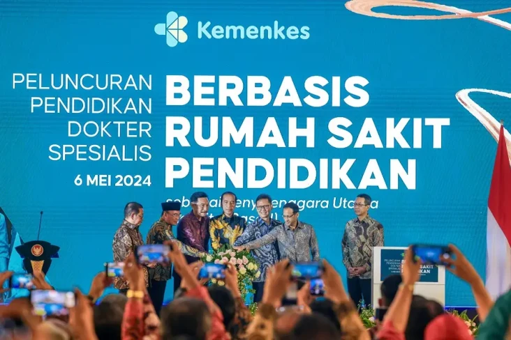 Mahasiswi Undip Bunuh...