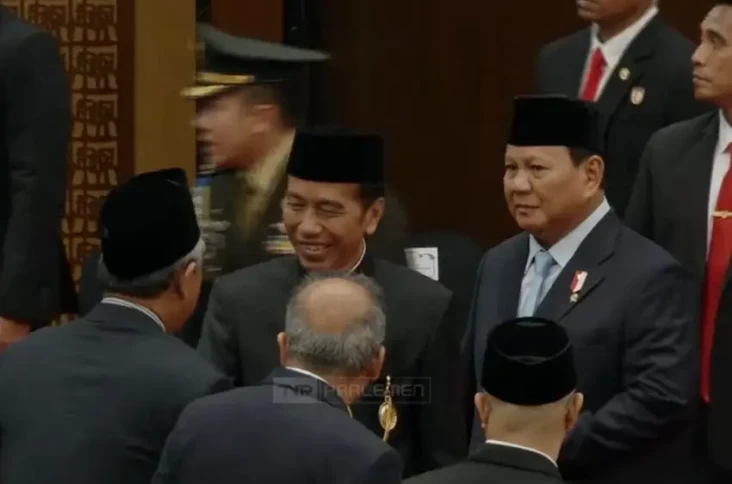 Momen Prabowo Dampingi...