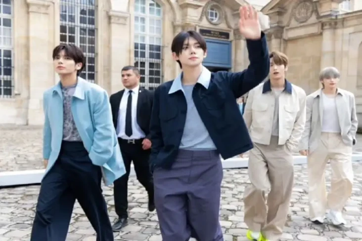Yeonjun TXT Minta Maaf...