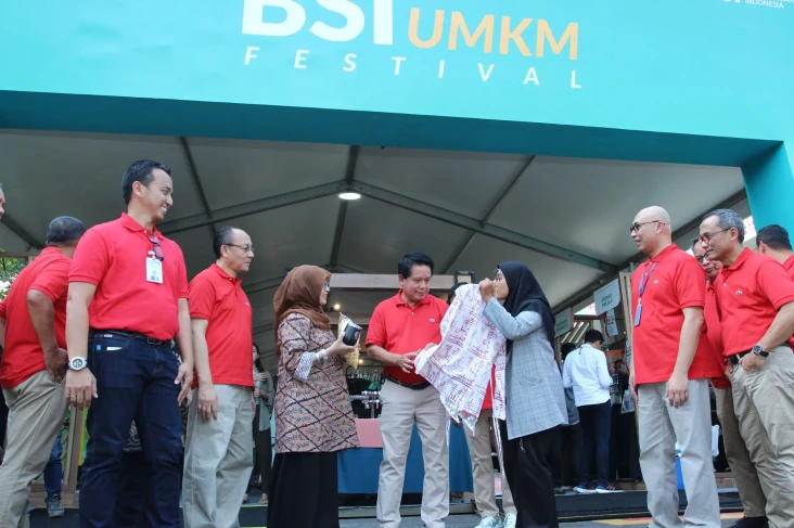 Sambut HUT ke-79 RI,...