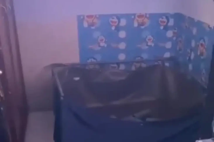 Gempar! Kamar Kos Bau...