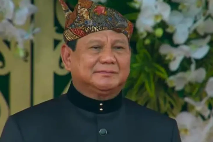Prabowo Subianto Pakai...