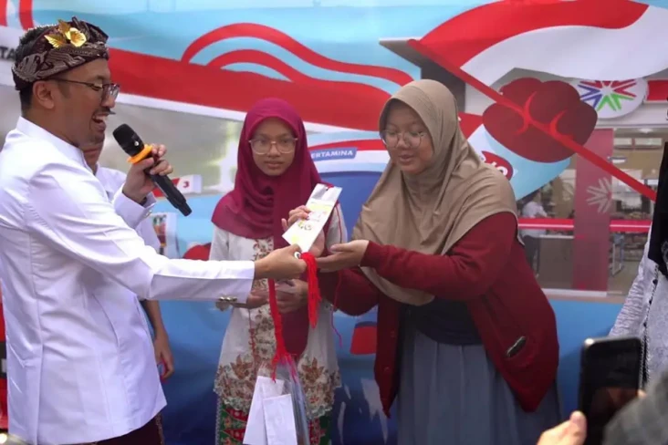 Cara Pertamina Rayakan...