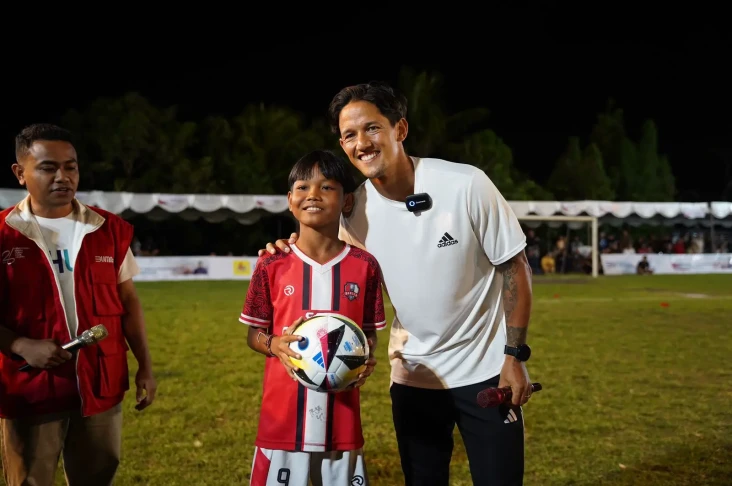 Irfan Bachdim Beri Coaching...