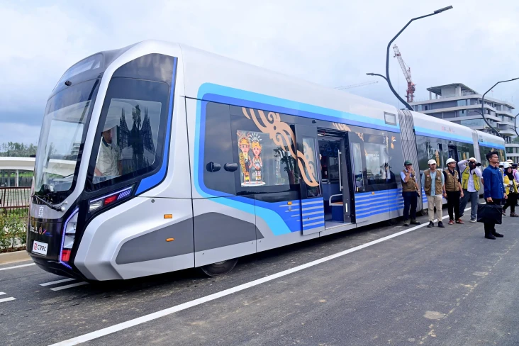 Kereta Tanpa Awak Sulit...