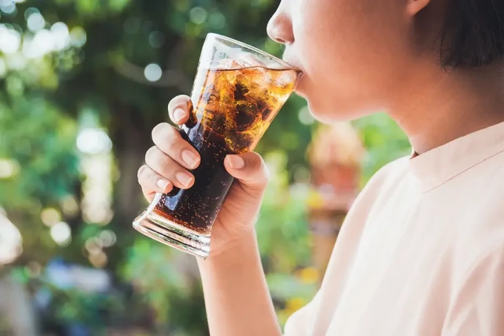 Apakah Kebiasaan Minum...