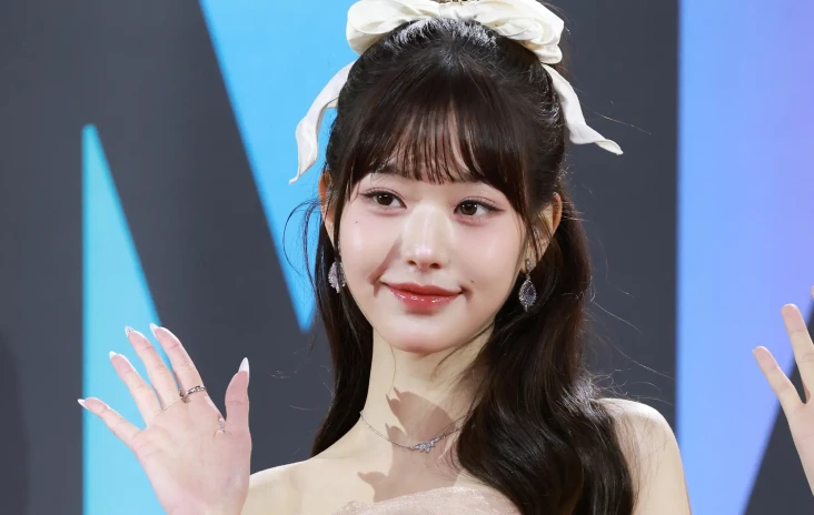 50 Idol K-Pop Perempuan...