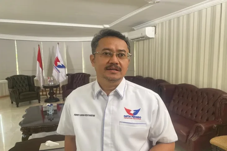 Perindo Serahkan 90...