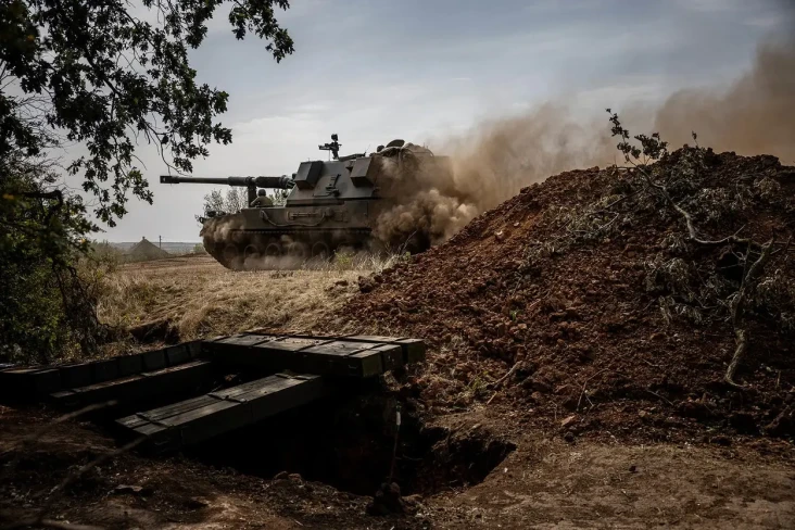 Perang Sengit, Rusia...