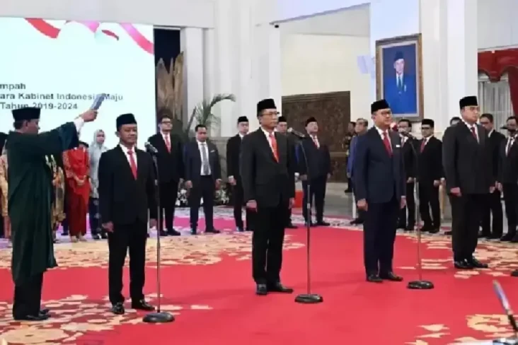 Daftar 5 Menteri Golkar...