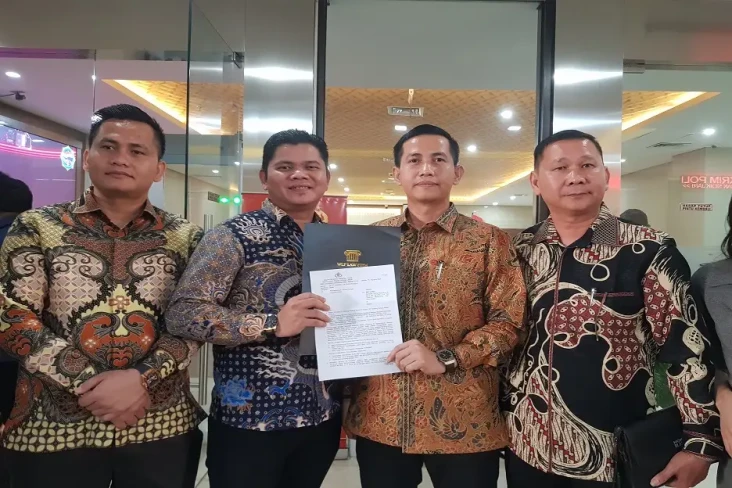 5 Tahun Kasus Mandek,...