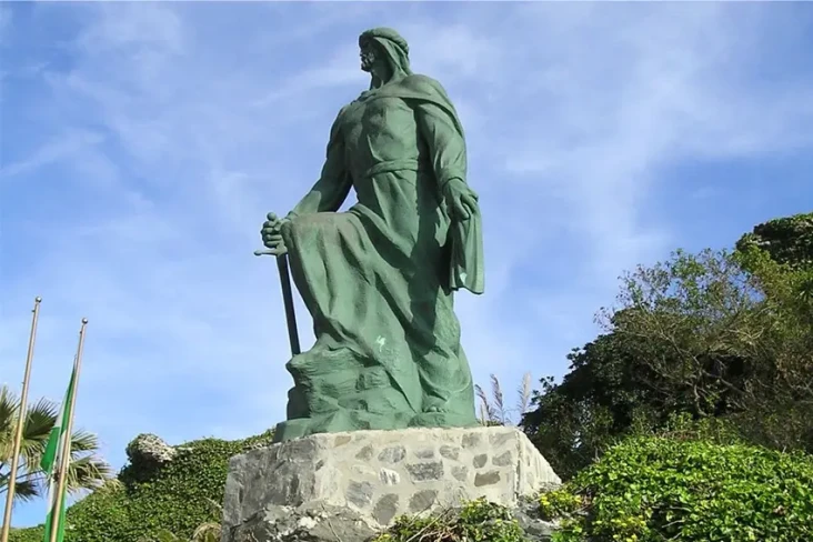 Sejarah Berdirinya Emirat...