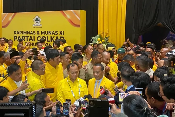 Jokowi Isyaratkan Tertarik...