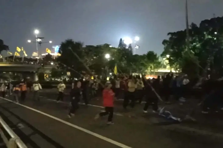 Mendadak Kelompok Anak...