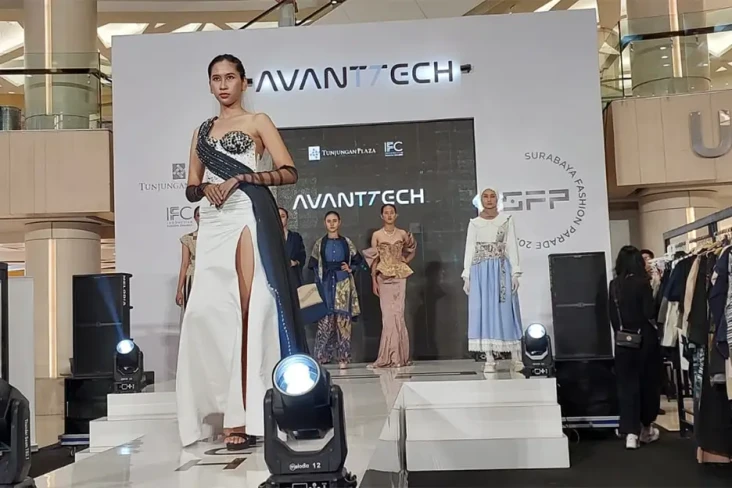 Surabaya Fashion Parade...
