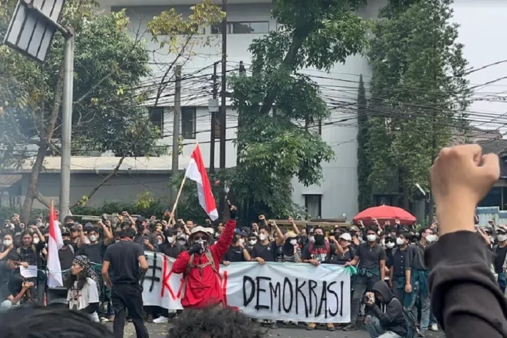 Demo Tolak RUU Pilkada...