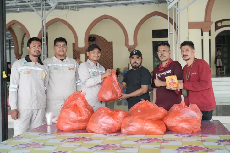 Korban Banjir di Halmahera...