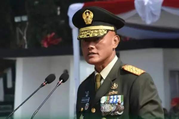 Sosok Letjen TNI Erwin...